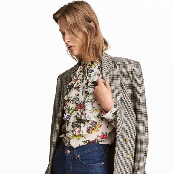 H&M Botanical Floral Garden Ruffled Button Top - Picture 1 of 16